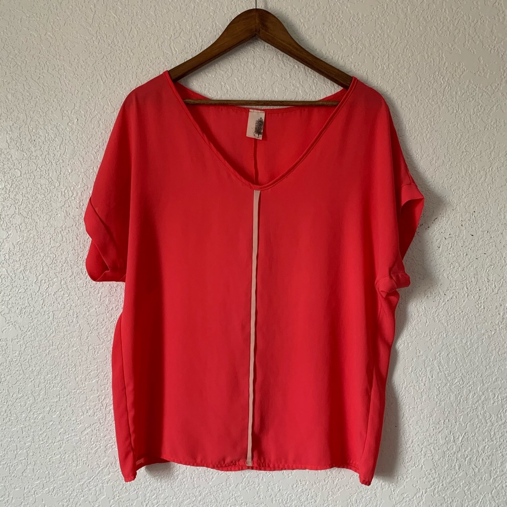 FRANCESCA’S COLLECTION short sleeve over sizes - Picture 8 of 14